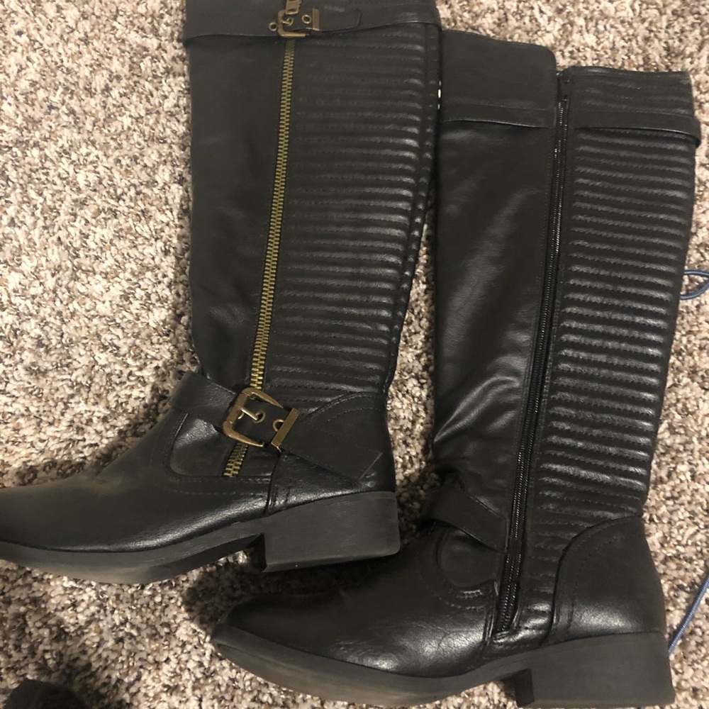 Riding boots